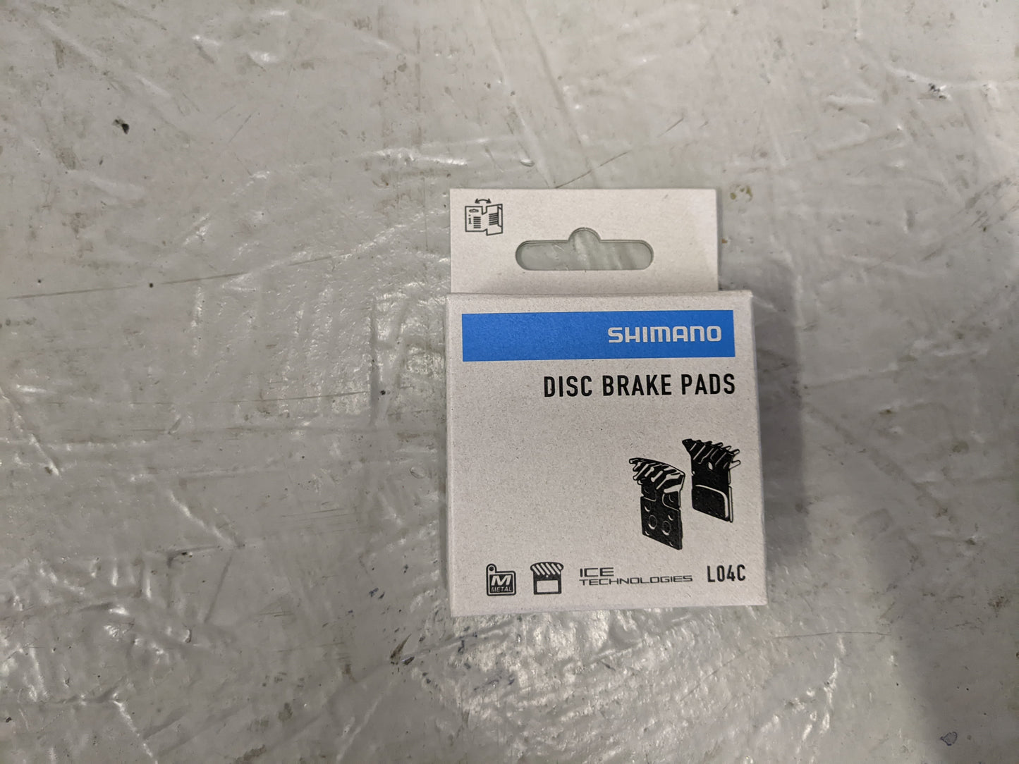 Shimano L04C Metal Pad & Spring (Disc Brake Pads)